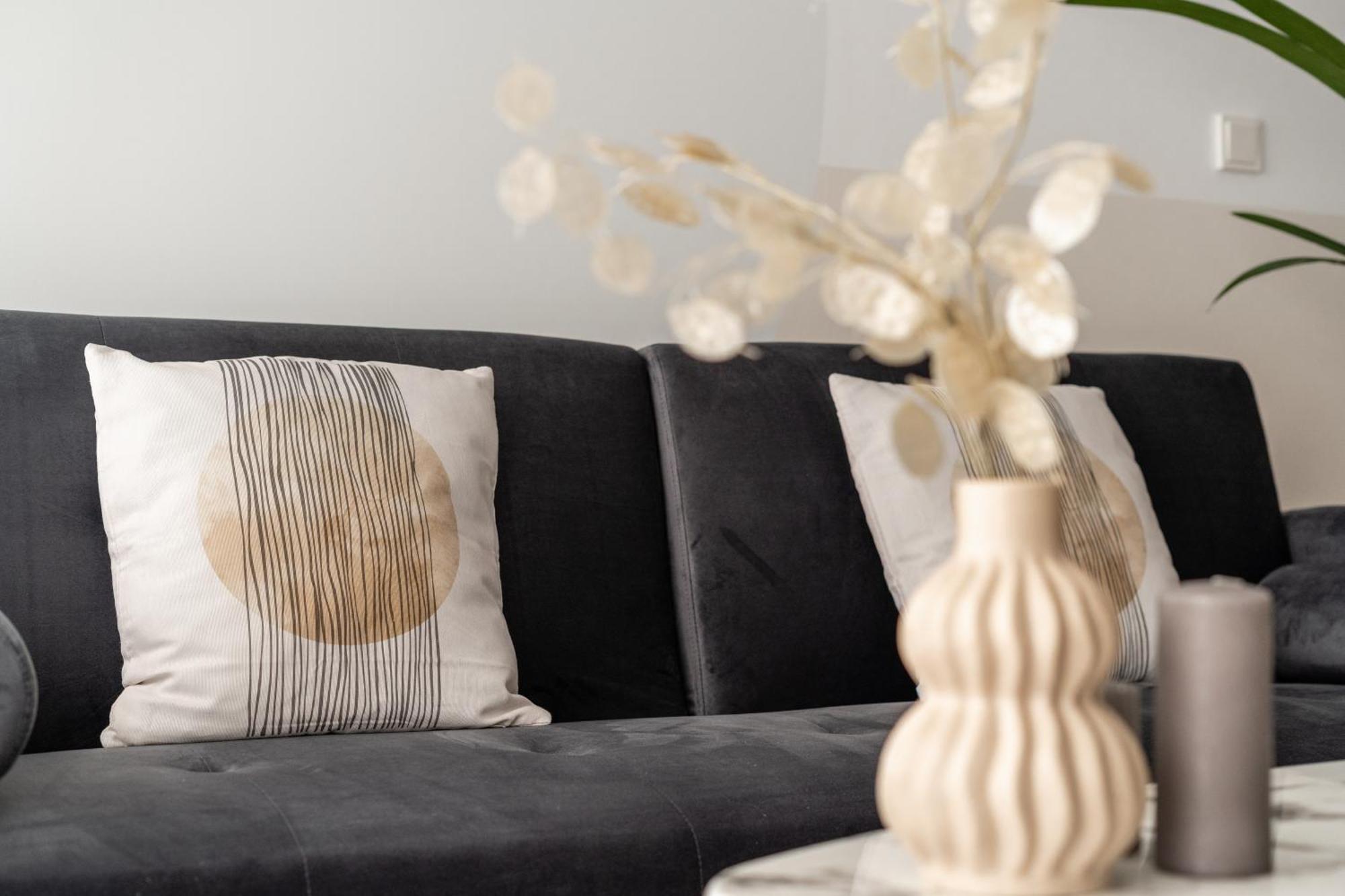 Canillas Apartments Madrid Luaran gambar