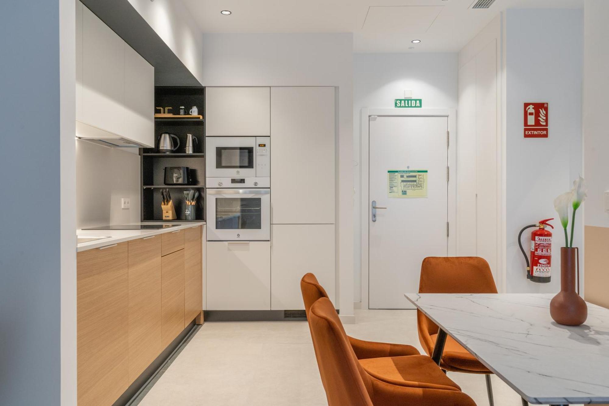 Canillas Apartments Madrid Luaran gambar